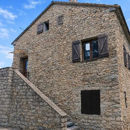 - Entre Campagne Et Corte (Corsica)