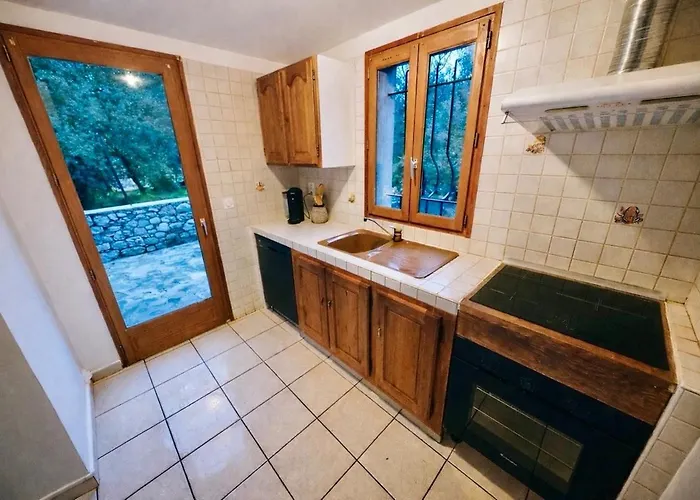 - Entre Campagne Et Appartement Corte (Corsica)